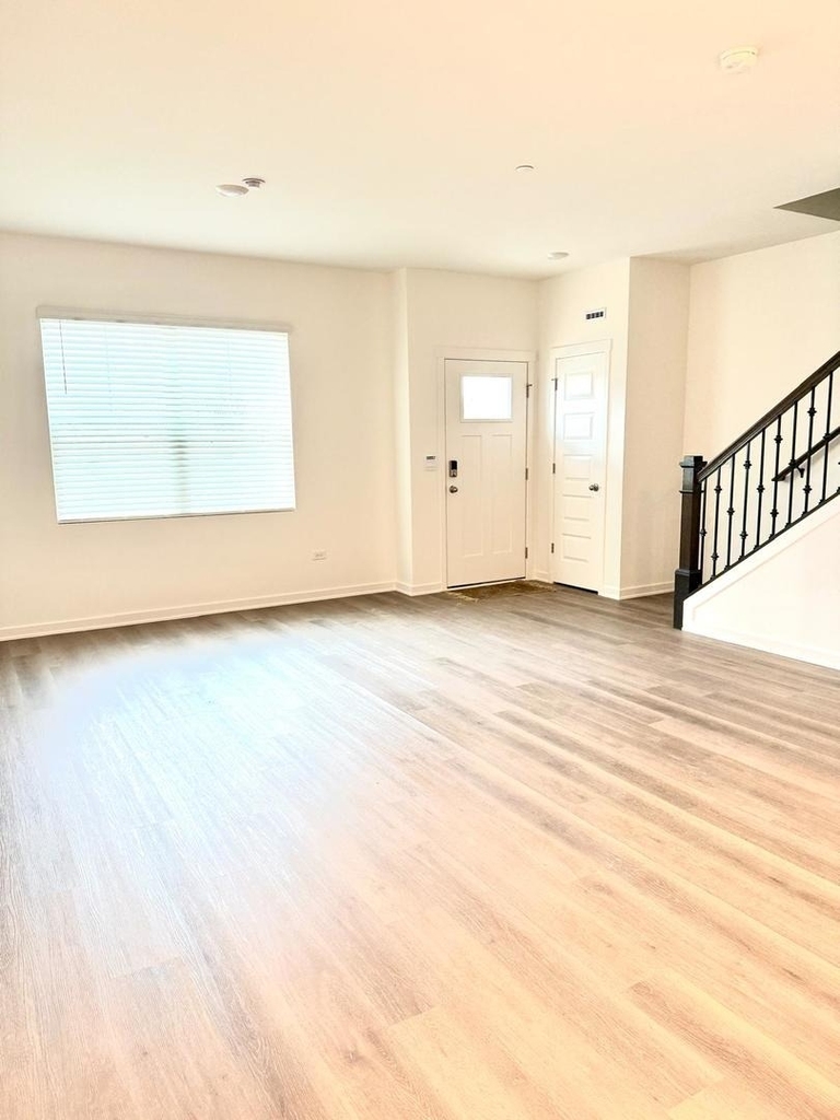 2272 Barbera Drive - Photo 5