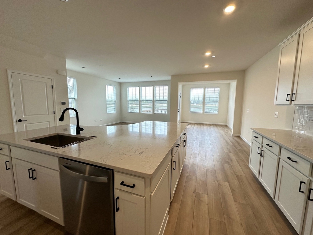 5955 Hawkweed Drive - Photo 4