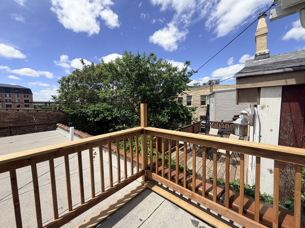 114 Stephen Street - Photo 18