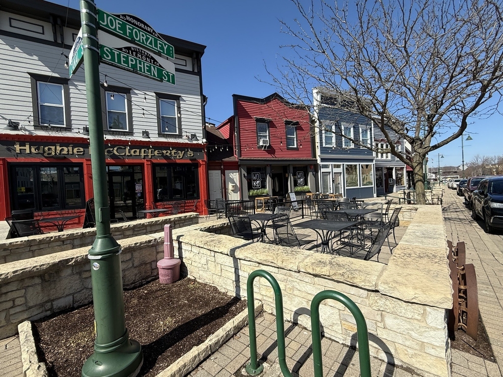 114 Stephen Street - Photo 0