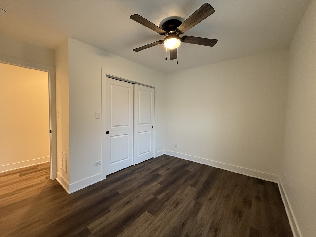 114 Stephen Street - Photo 10