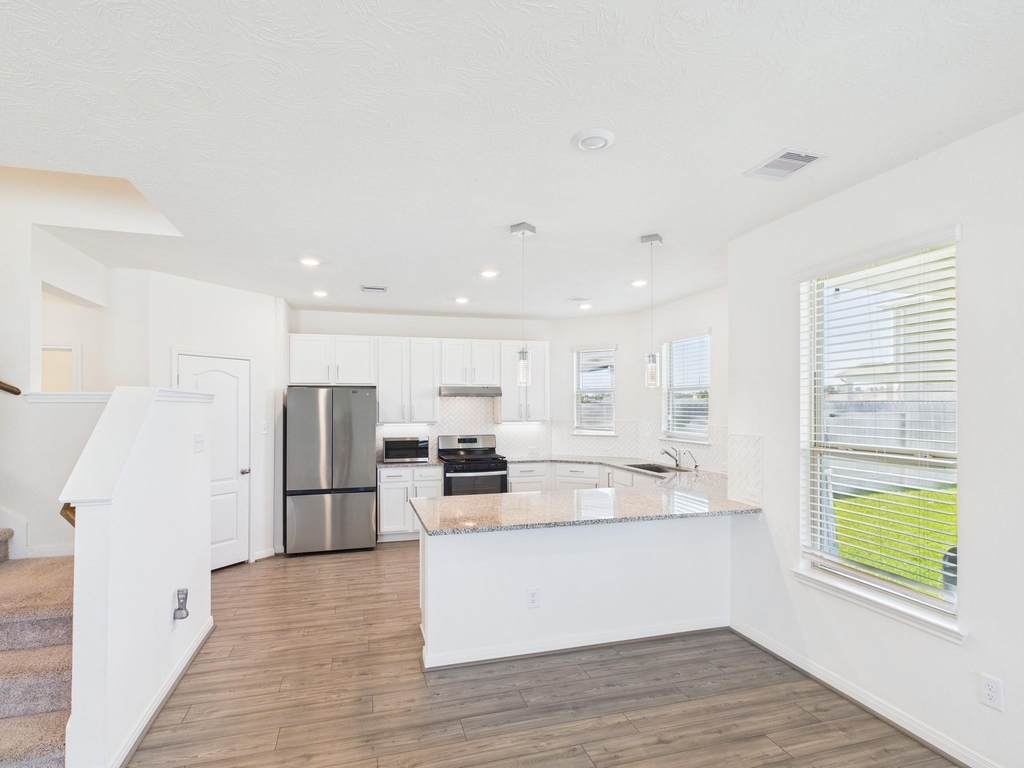 15643 Fellswood Drive - Photo 7