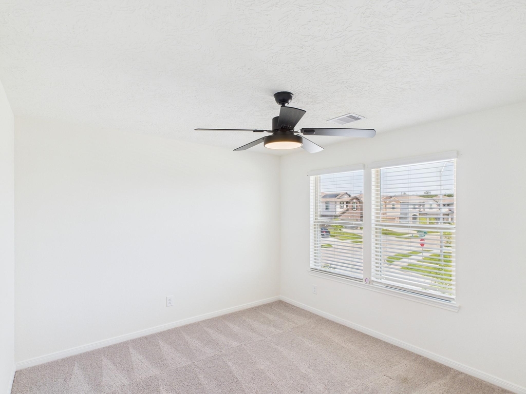 15643 Fellswood Drive - Photo 18