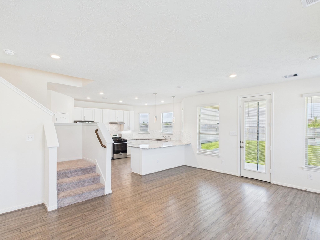 15643 Fellswood Drive - Photo 6