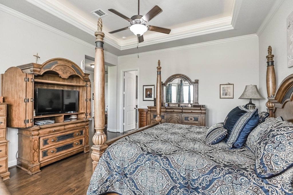 6110 Meadow Bluff Court - Photo 14