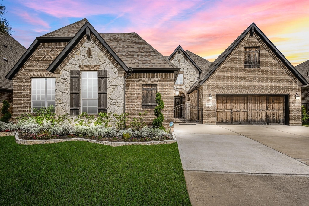 6110 Meadow Bluff Court - Photo 0