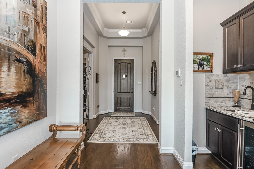 6110 Meadow Bluff Court - Photo 2