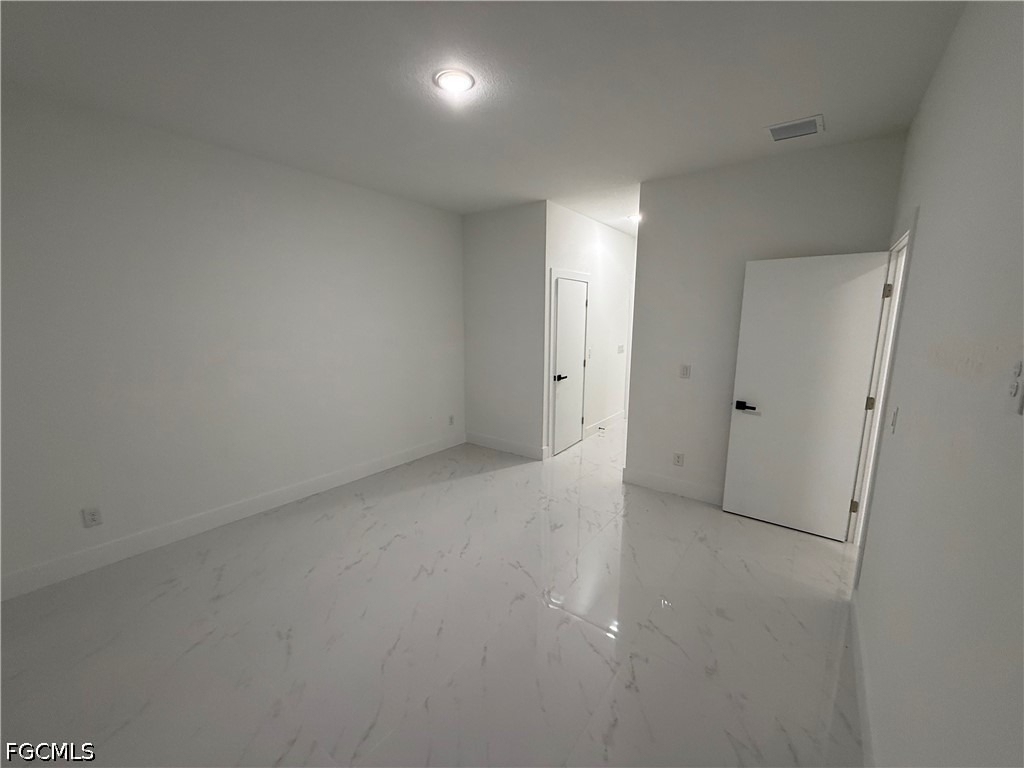 3201 57th Street W - Photo 7