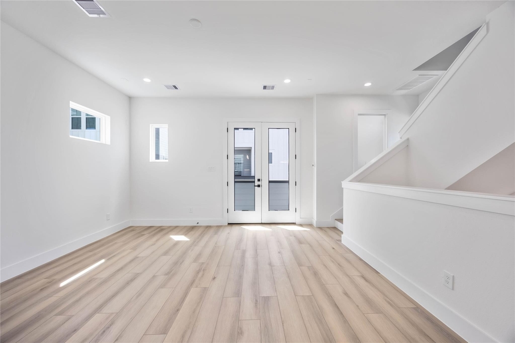 6735 Peerless Street - Photo 4