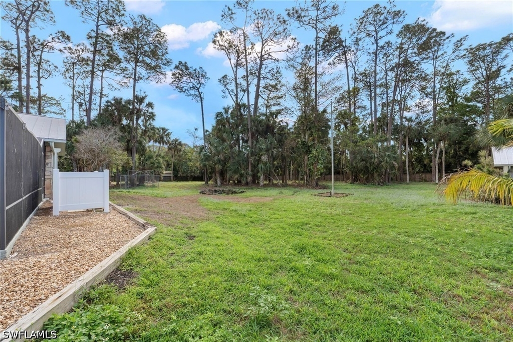 840 Jung Boulevard W - Photo 32