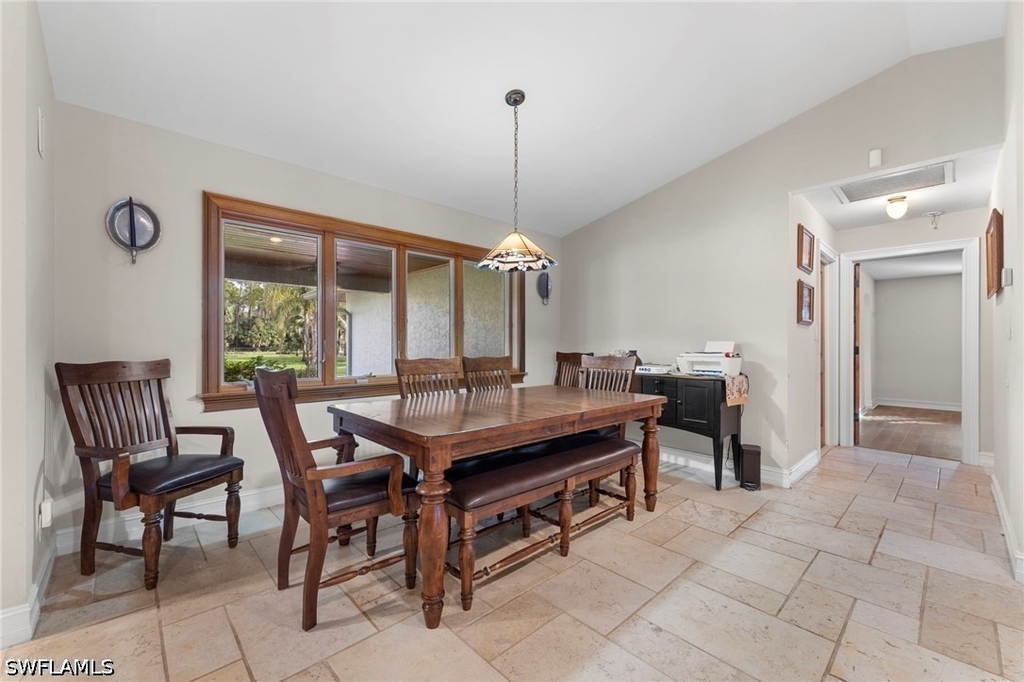 840 Jung Boulevard W - Photo 7
