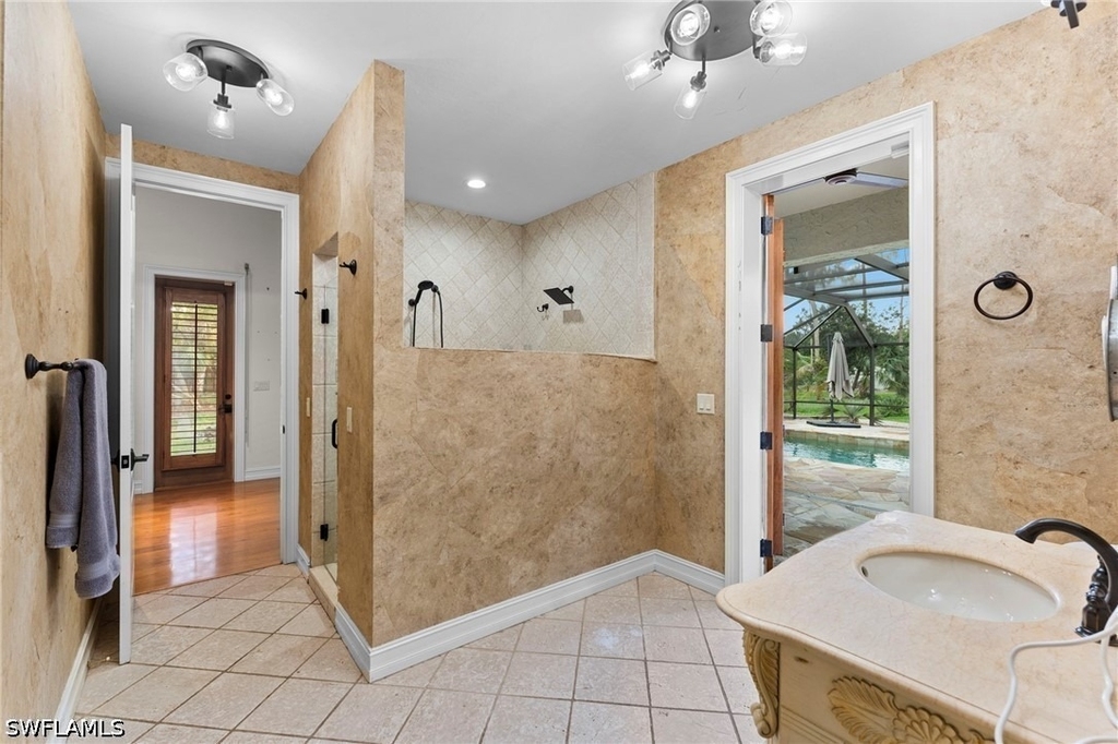 840 Jung Boulevard W - Photo 20