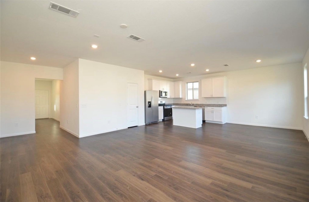 16439 Big Hickory Dr - Photo 4