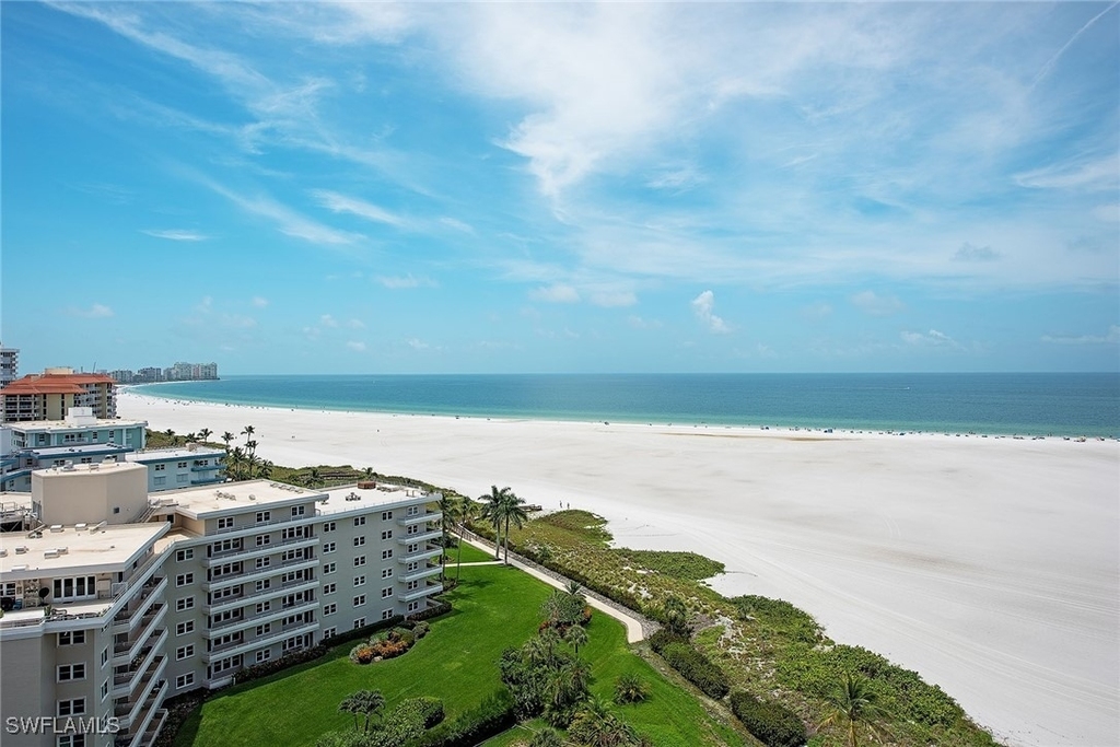 260 Seaview Court - Photo 0