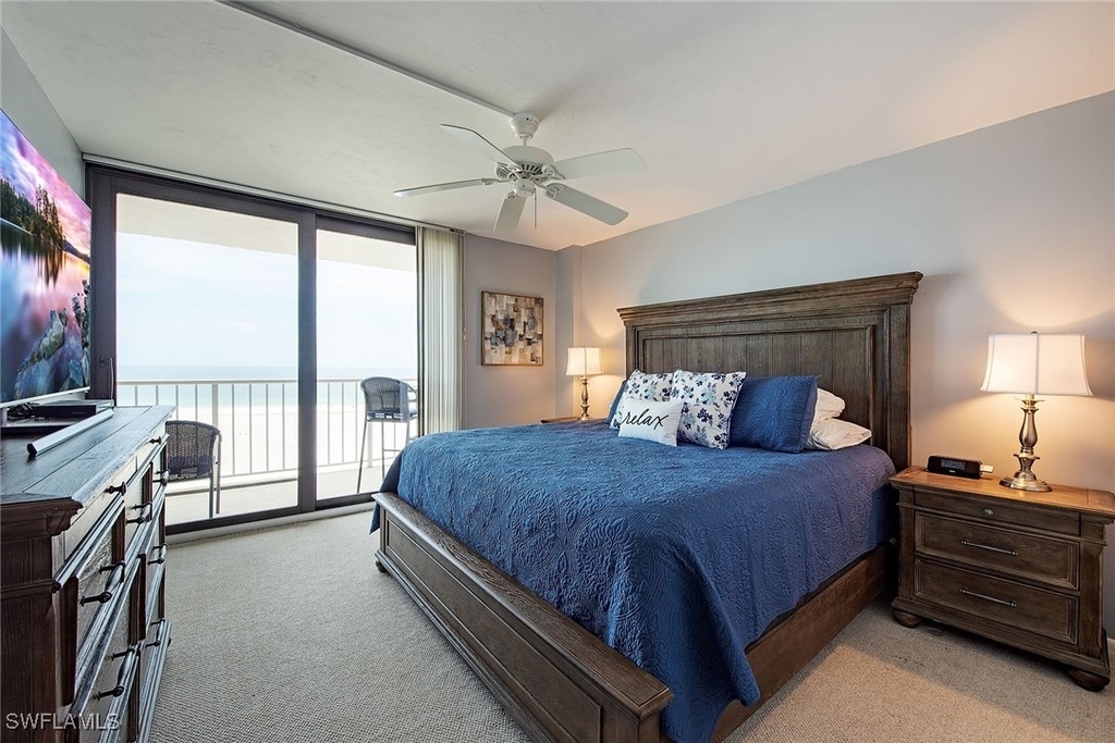 260 Seaview Court - Photo 10