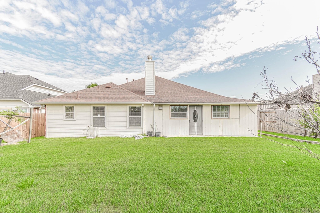 13735 Branford Greens Drive - Photo 21