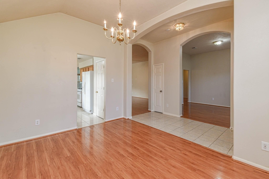 13735 Branford Greens Drive - Photo 4