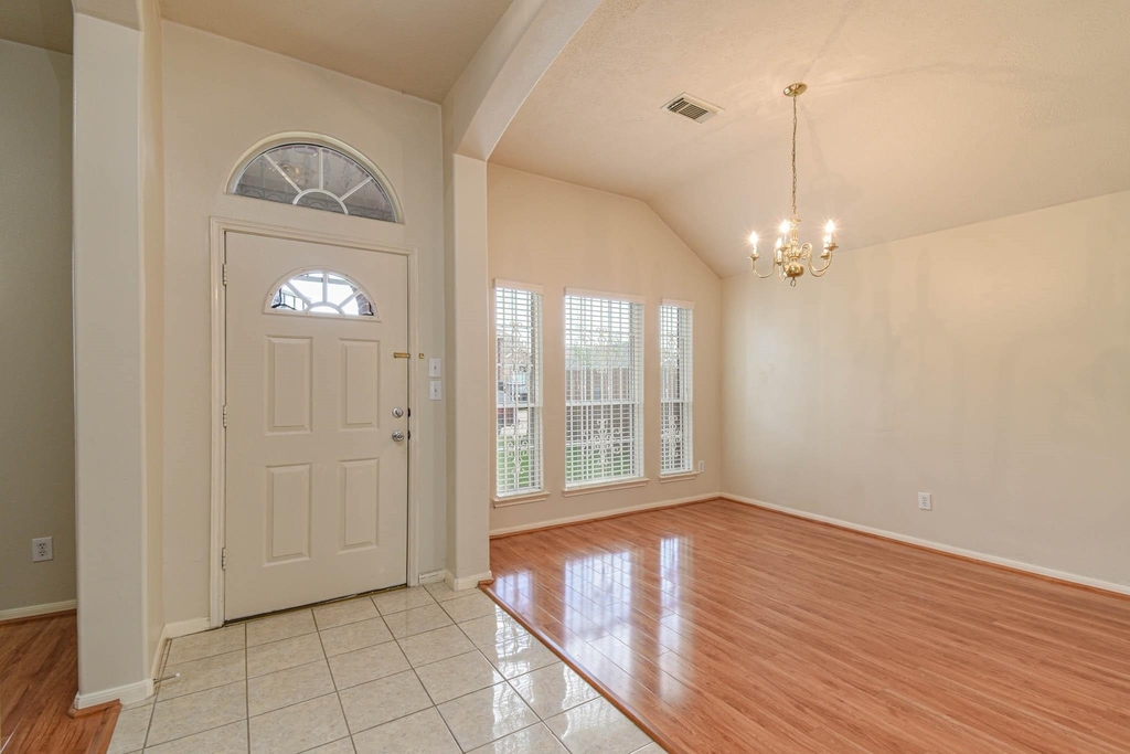 13735 Branford Greens Drive - Photo 5