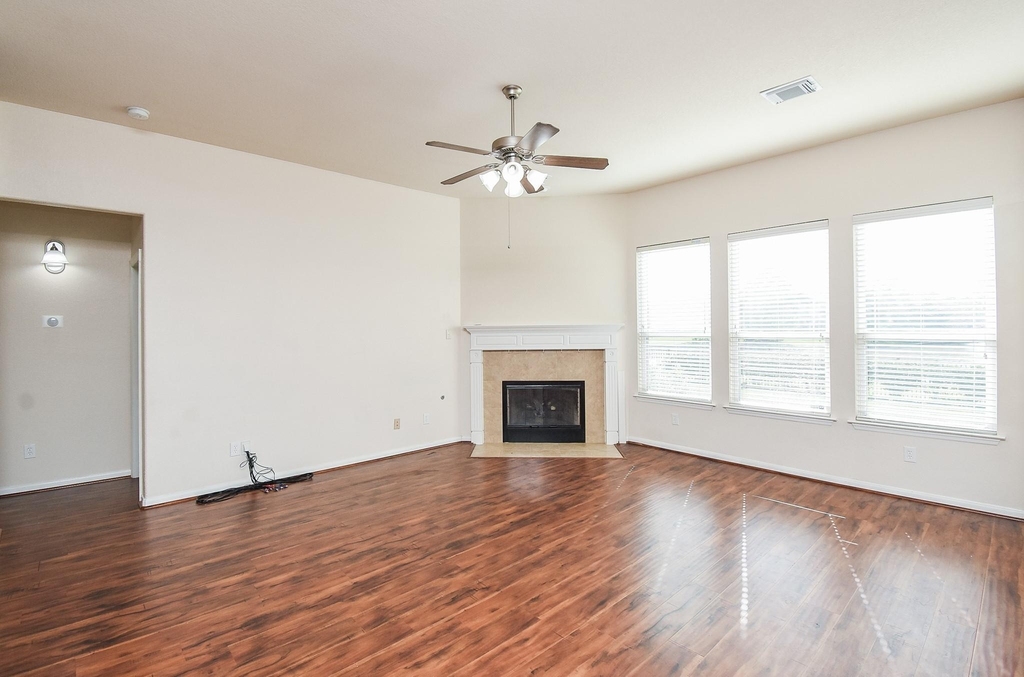 6203 Ledger Lane - Photo 8