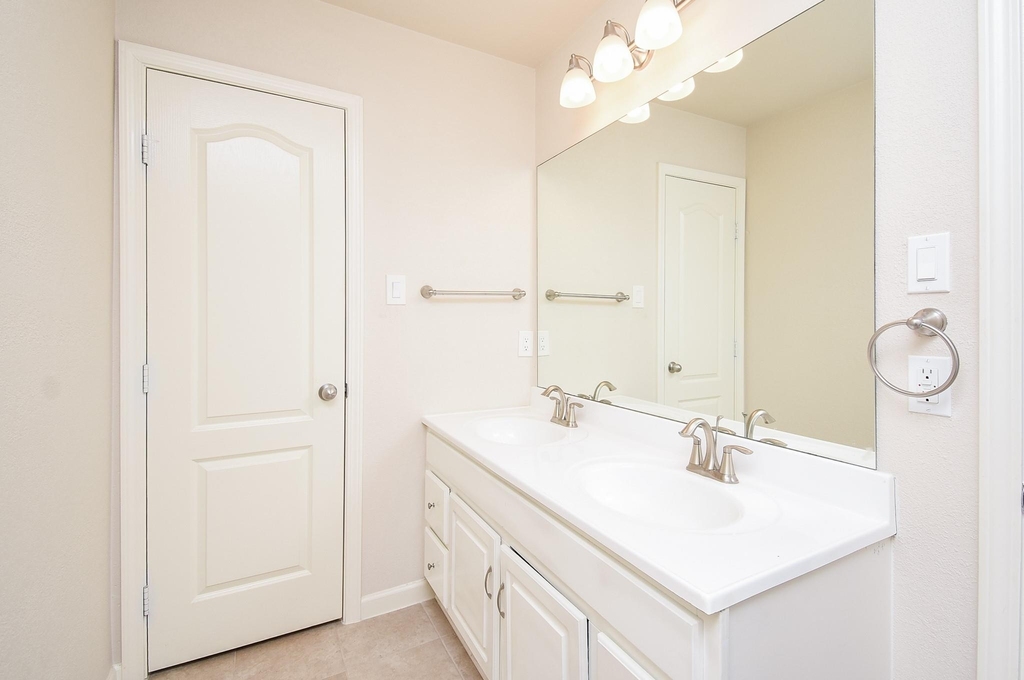6203 Ledger Lane - Photo 36