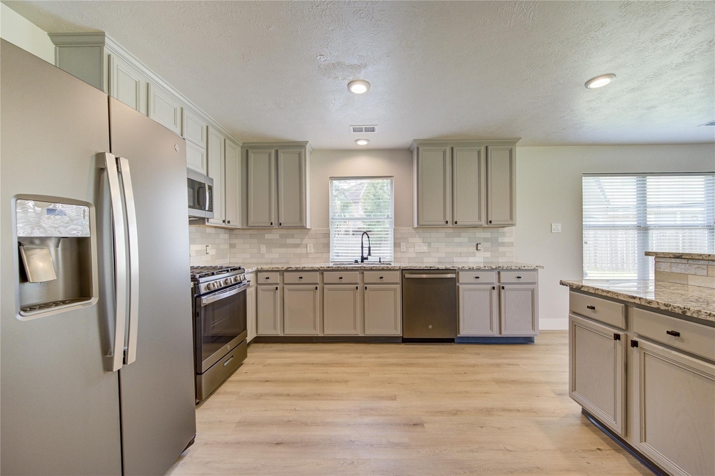 4931 Lake Catherine Court - Photo 22