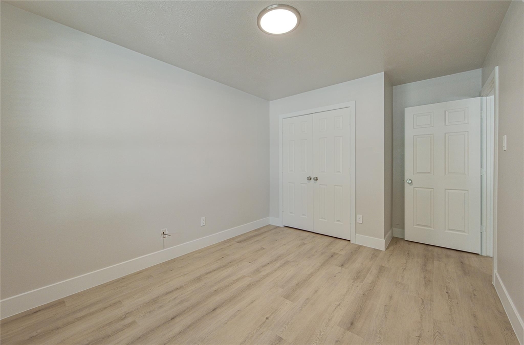 4931 Lake Catherine Court - Photo 10