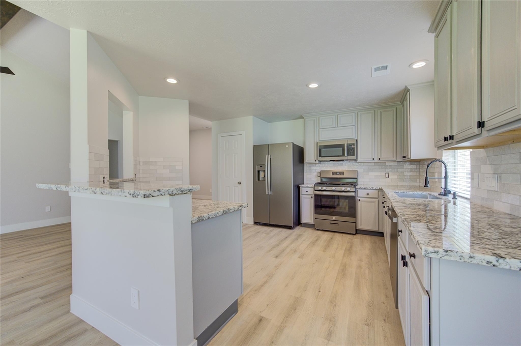 4931 Lake Catherine Court - Photo 18