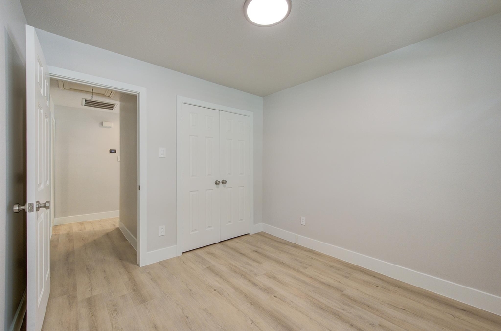 4931 Lake Catherine Court - Photo 12