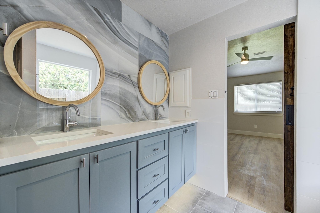 4931 Lake Catherine Court - Photo 33