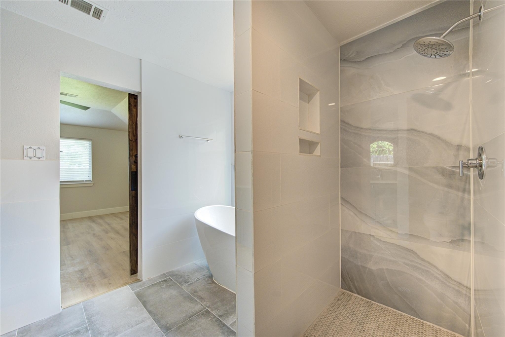 4931 Lake Catherine Court - Photo 31