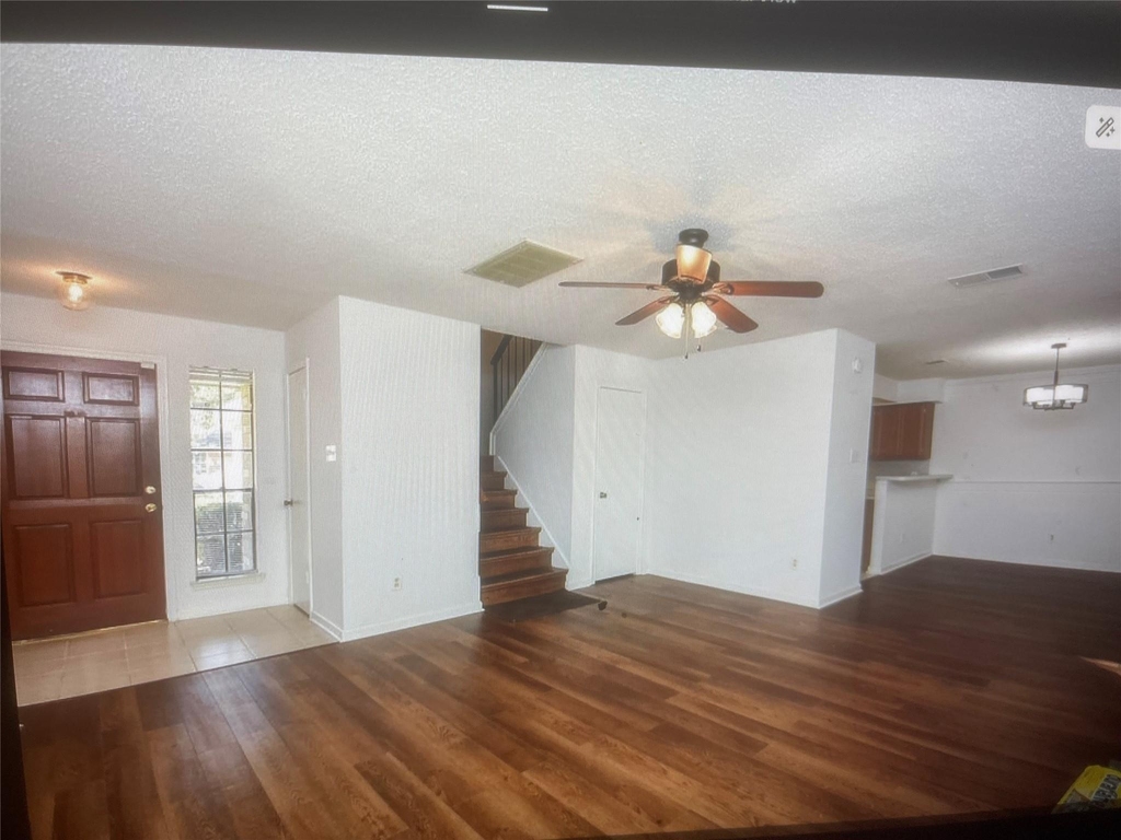 8239 Viny Ridge Drive - Photo 7