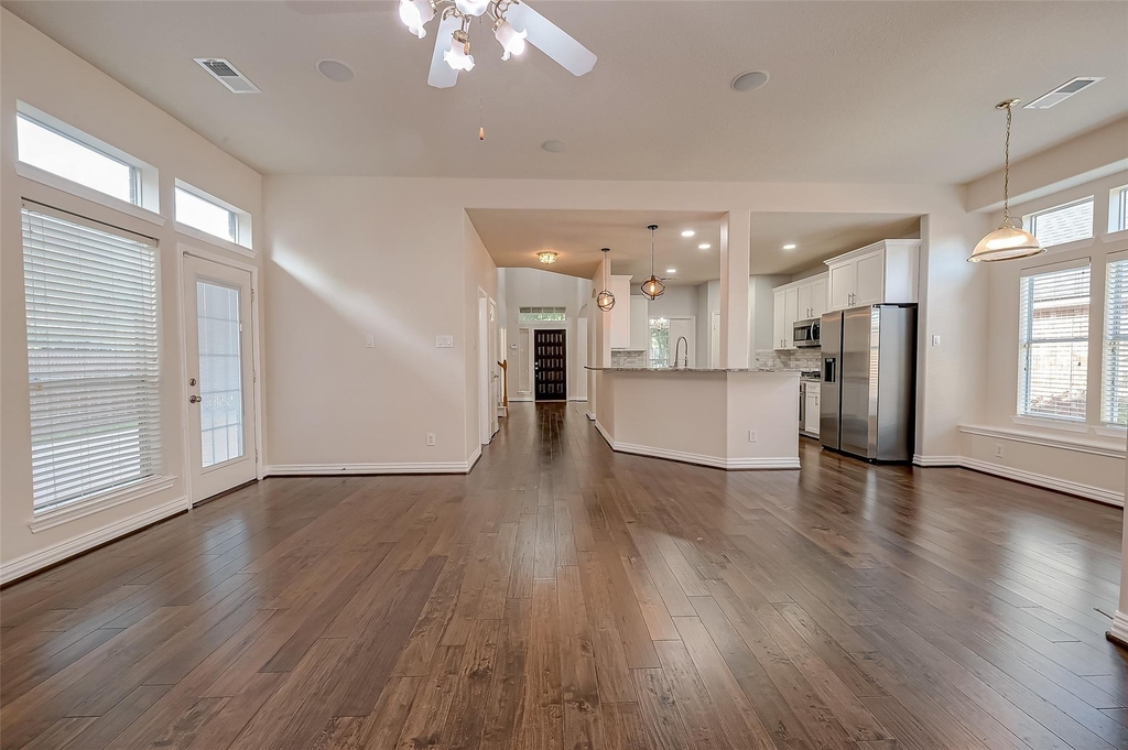 3827 Garden Way - Photo 8