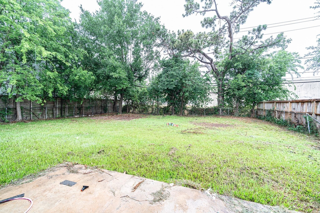 6417 Rolla Street - Photo 19
