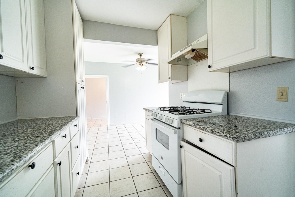 6417 Rolla Street - Photo 13
