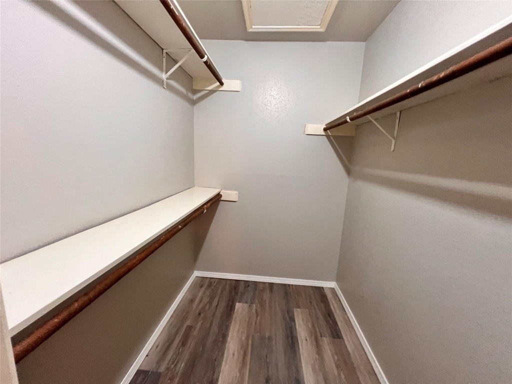 10661 Braes Bend Drive - Photo 11