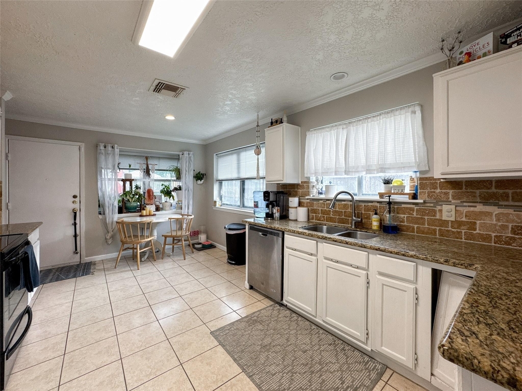 2909 Laurelridge Drive - Photo 16