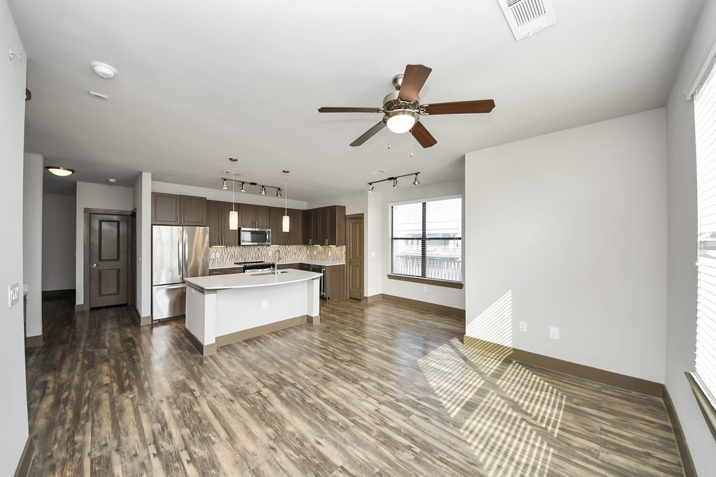 5454 Washington St Avenue - Photo 19