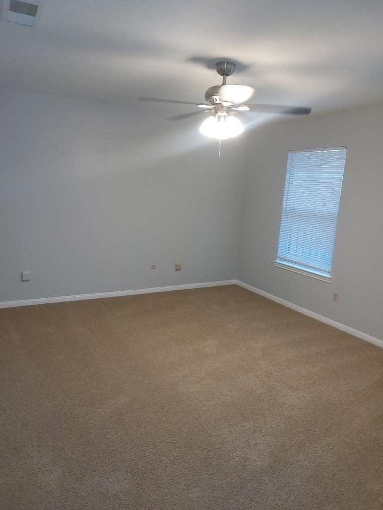 1846 Hollister Street - Photo 18