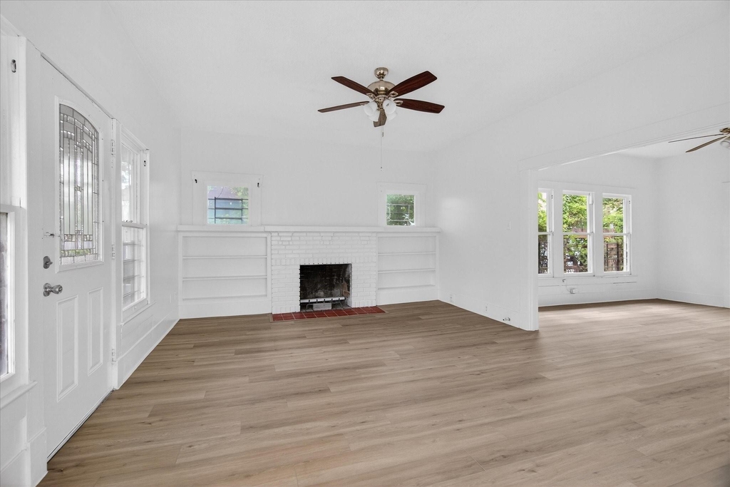 1607 Holman Street - Photo 2