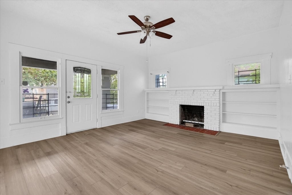 1607 Holman Street - Photo 3