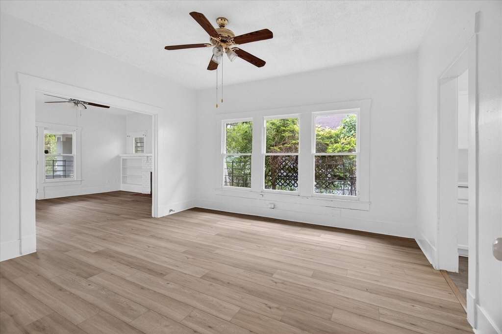 1607 Holman Street - Photo 7