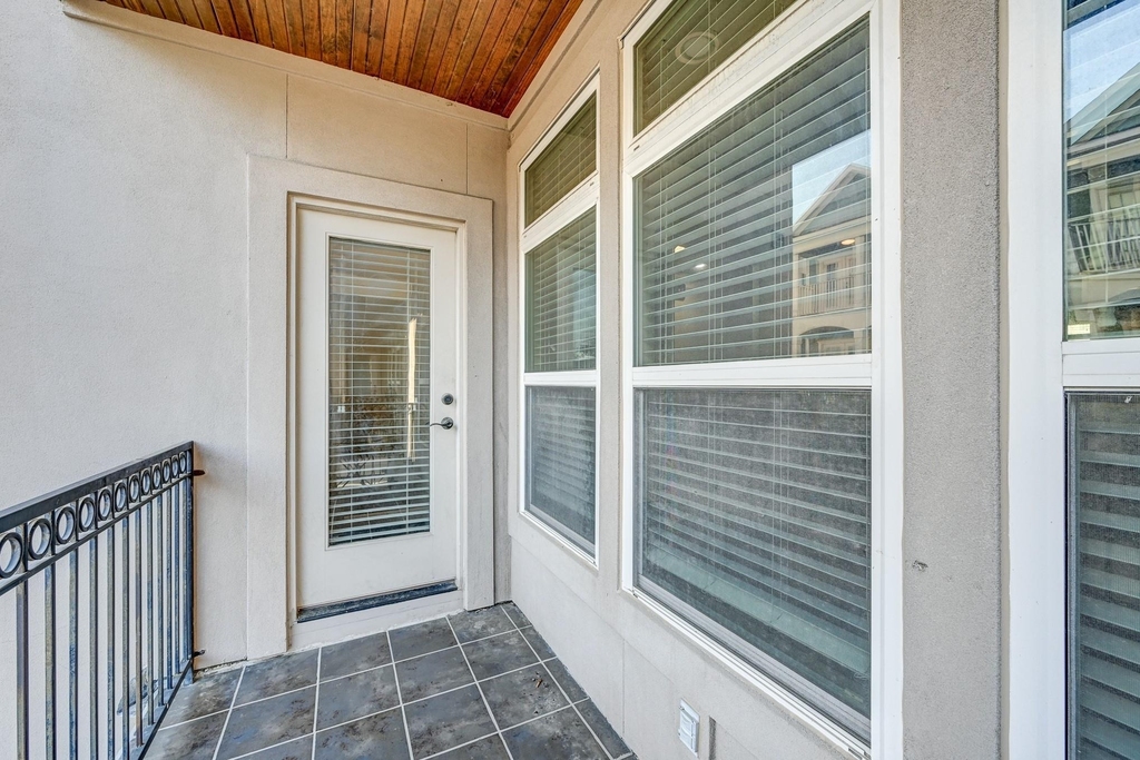 1325 W 24th Street - Photo 35