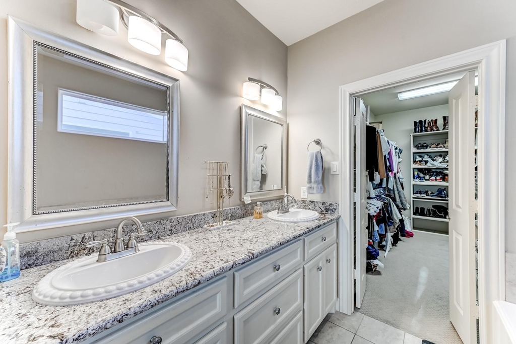 1325 W 24th Street - Photo 22
