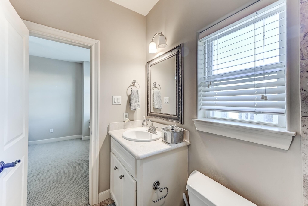1325 W 24th Street - Photo 31