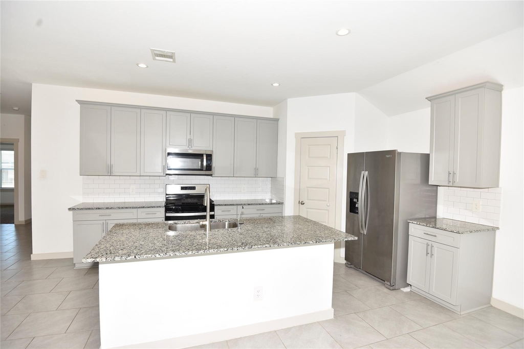 1515 Cordelia Court - Photo 4