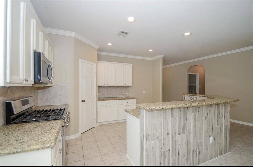 210 Riverway Bluff Lane - Photo 1