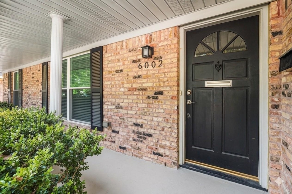 6002 Mcknight Street - Photo 1