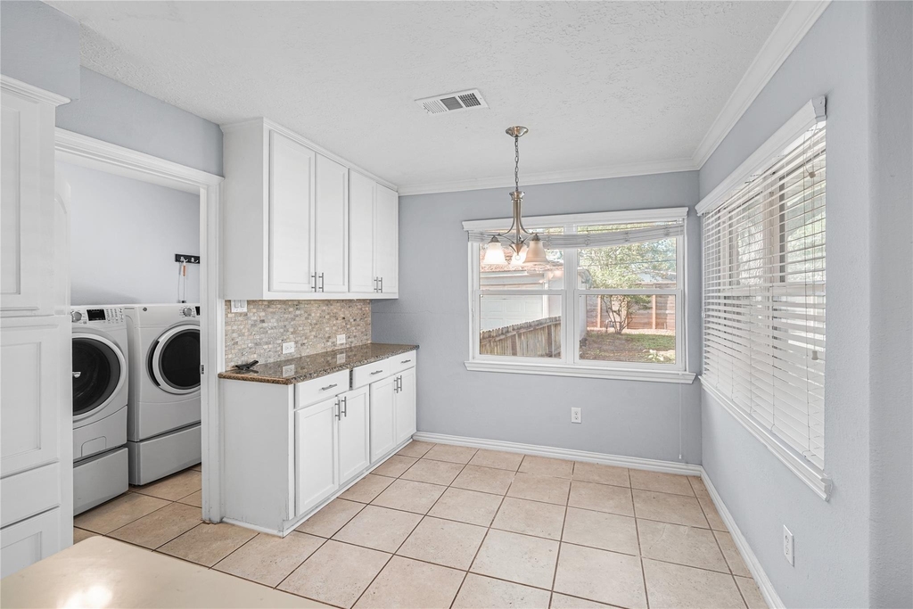 6002 Mcknight Street - Photo 7