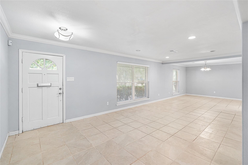 6002 Mcknight Street - Photo 3