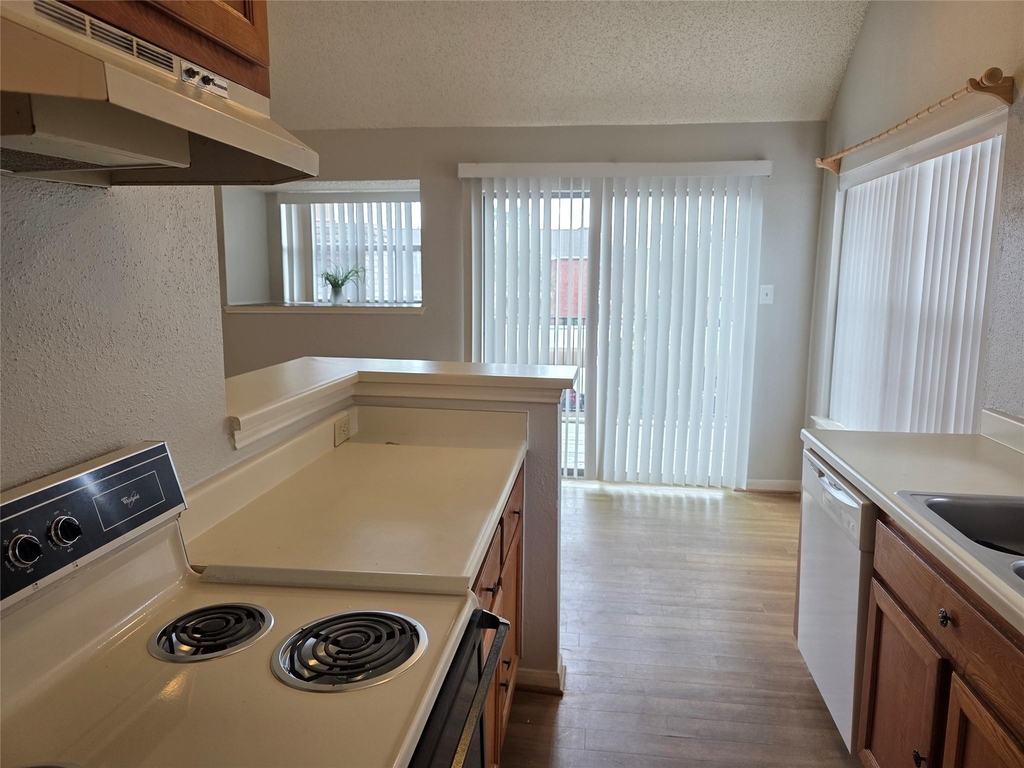 2300 Old Spanish Trail Drive - Photo 11